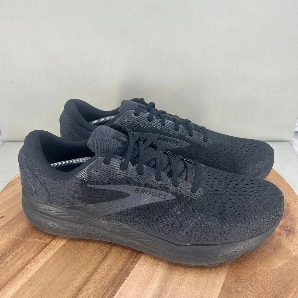 Brooks Ghost 16 Mens Running Shoes Black Wide 2E 1104182E020 Size 14